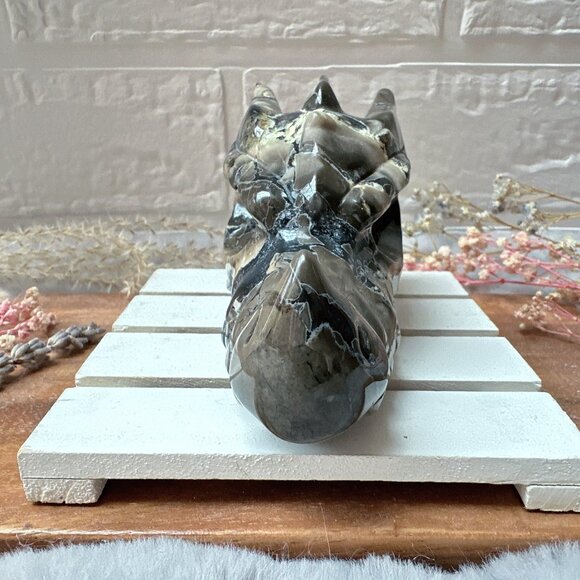 Gorgeous Volcano Agate Dragon Head/Skull Carving - Picture 7 of 8